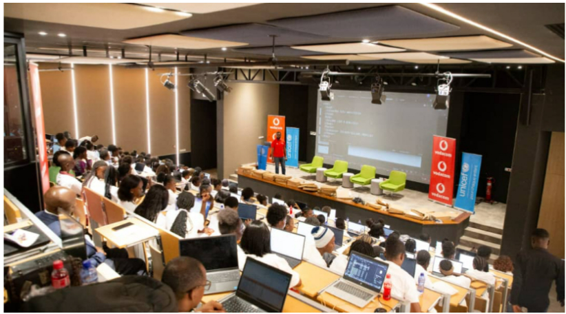 Kinshasa : Unicef forme 200 jeunes filles aux métiers du numérique